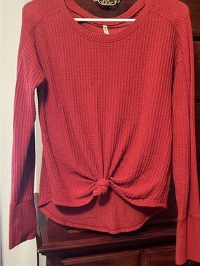 Women's Knot Front Long-Sleeve Top - Red